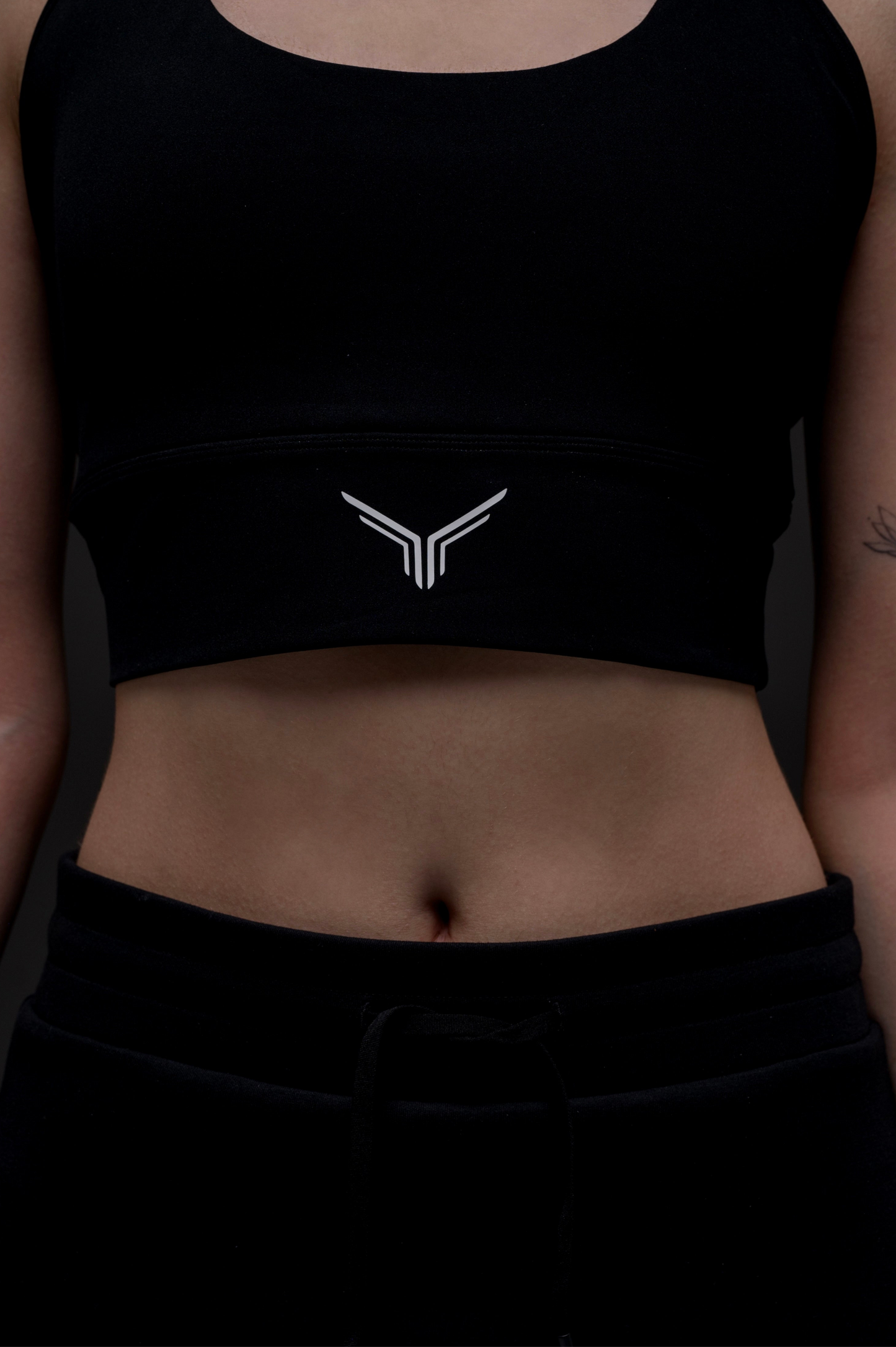 Women’s padded sports bra