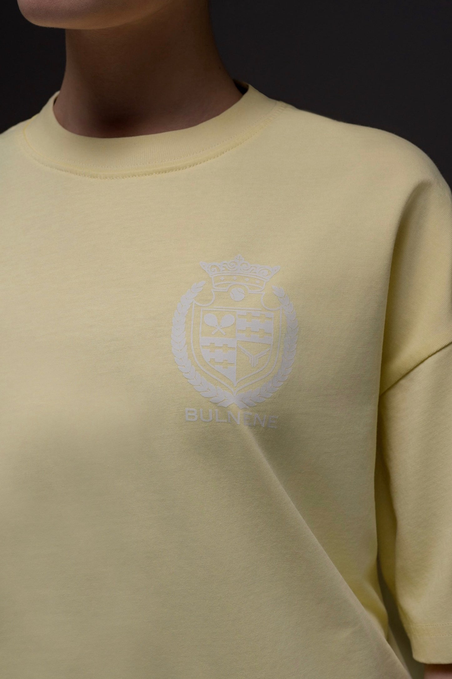 Bulnene emblem essential Tshirt