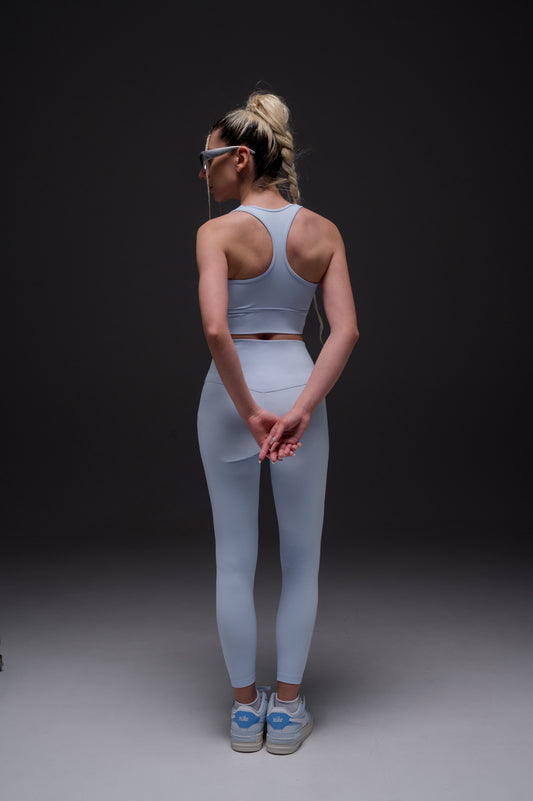 Women’s padded sports bra